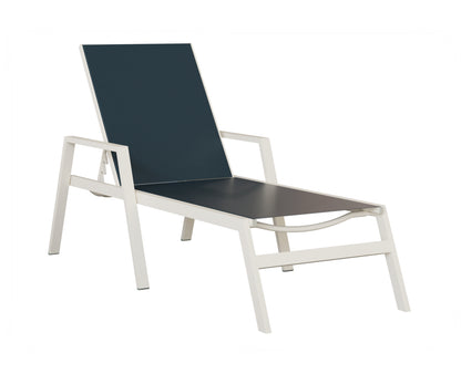 Vida Sling Chaise Lounge With Arms