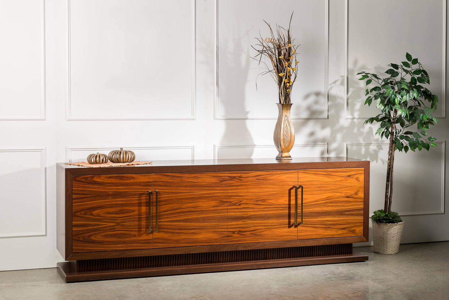 SFC Amish Essex Credenza